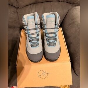 MISS MAYFLY® MOXIE WADING/HIKING BOOT©, RUBBER- BLUE & GRAY WOMENS SIZE 10
